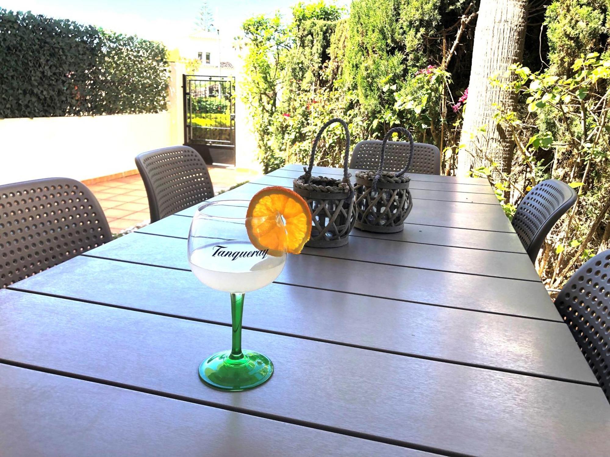 Stylish Townhouse In Beachfront Complex Marbella Esterno foto