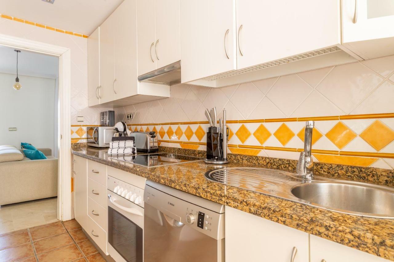 Stylish Townhouse In Beachfront Complex Marbella Esterno foto