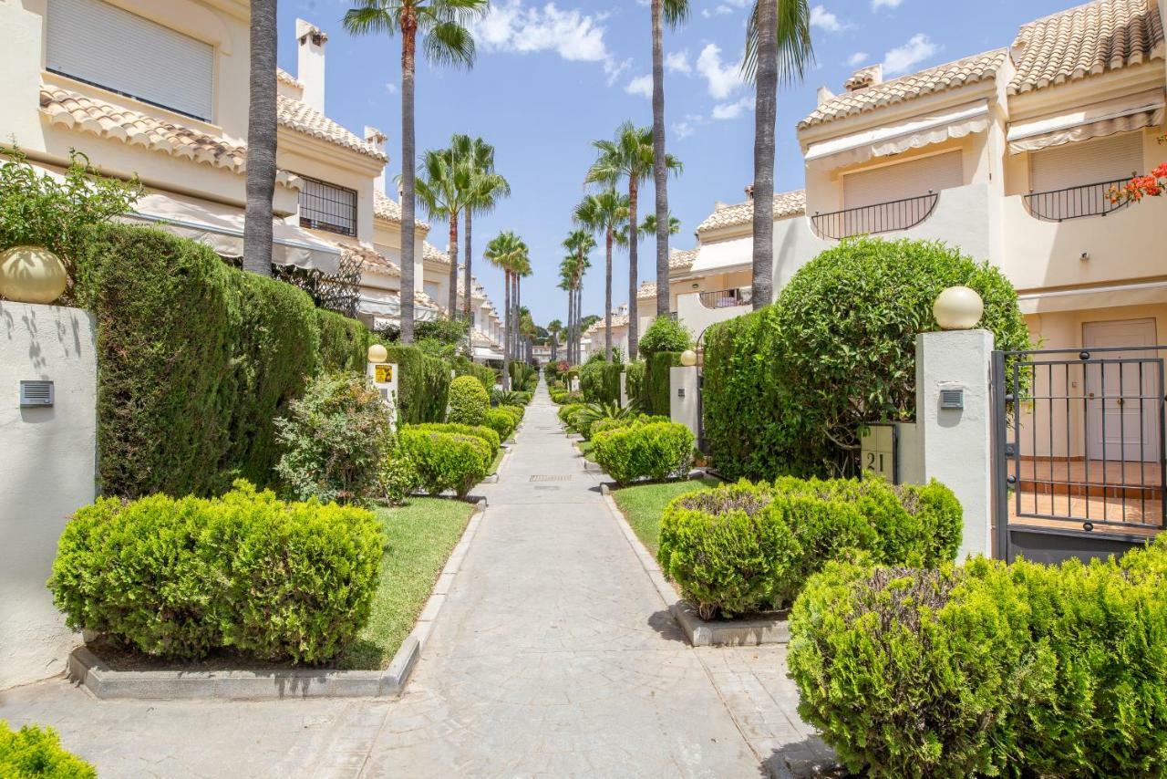 Stylish Townhouse In Beachfront Complex Marbella Esterno foto