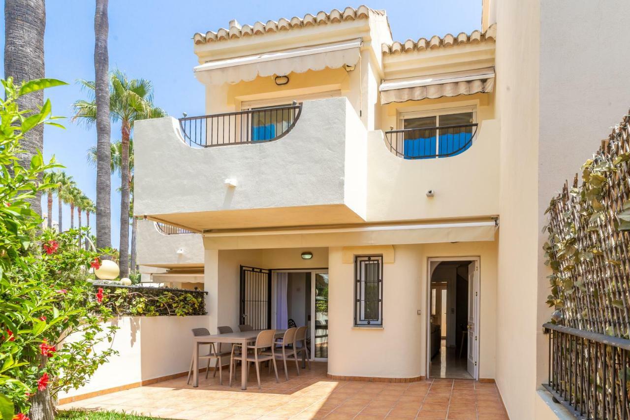 Stylish Townhouse In Beachfront Complex Marbella Esterno foto